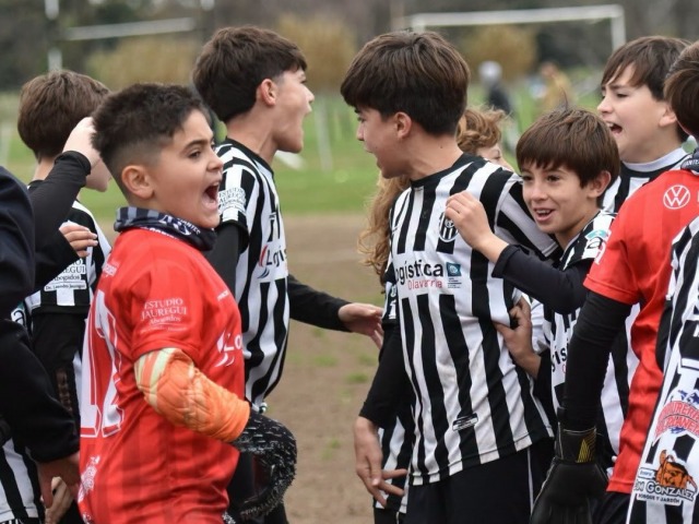 Embajadores y Piazza, campeones de la Copa de Invierno CAE